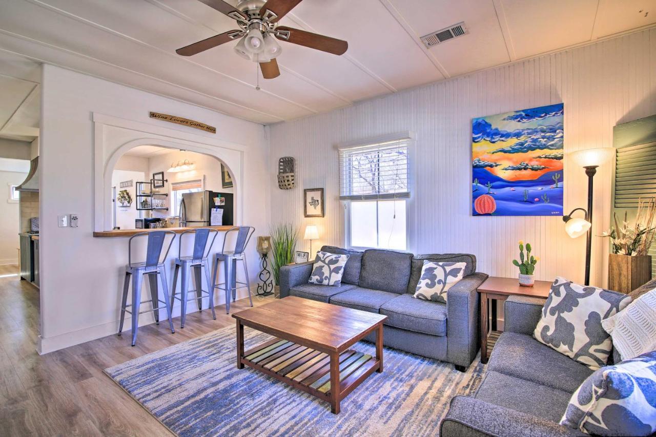 Texas Home With Backyard Oasis, Walk To Main St Fredericksburg Bagian luar foto