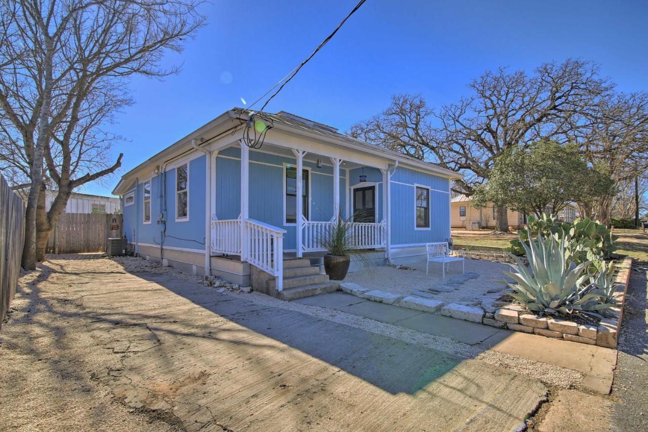 Texas Home With Backyard Oasis, Walk To Main St Fredericksburg Bagian luar foto
