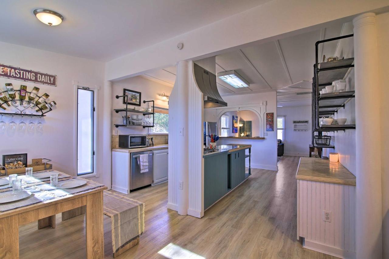 Texas Home With Backyard Oasis, Walk To Main St Fredericksburg Bagian luar foto